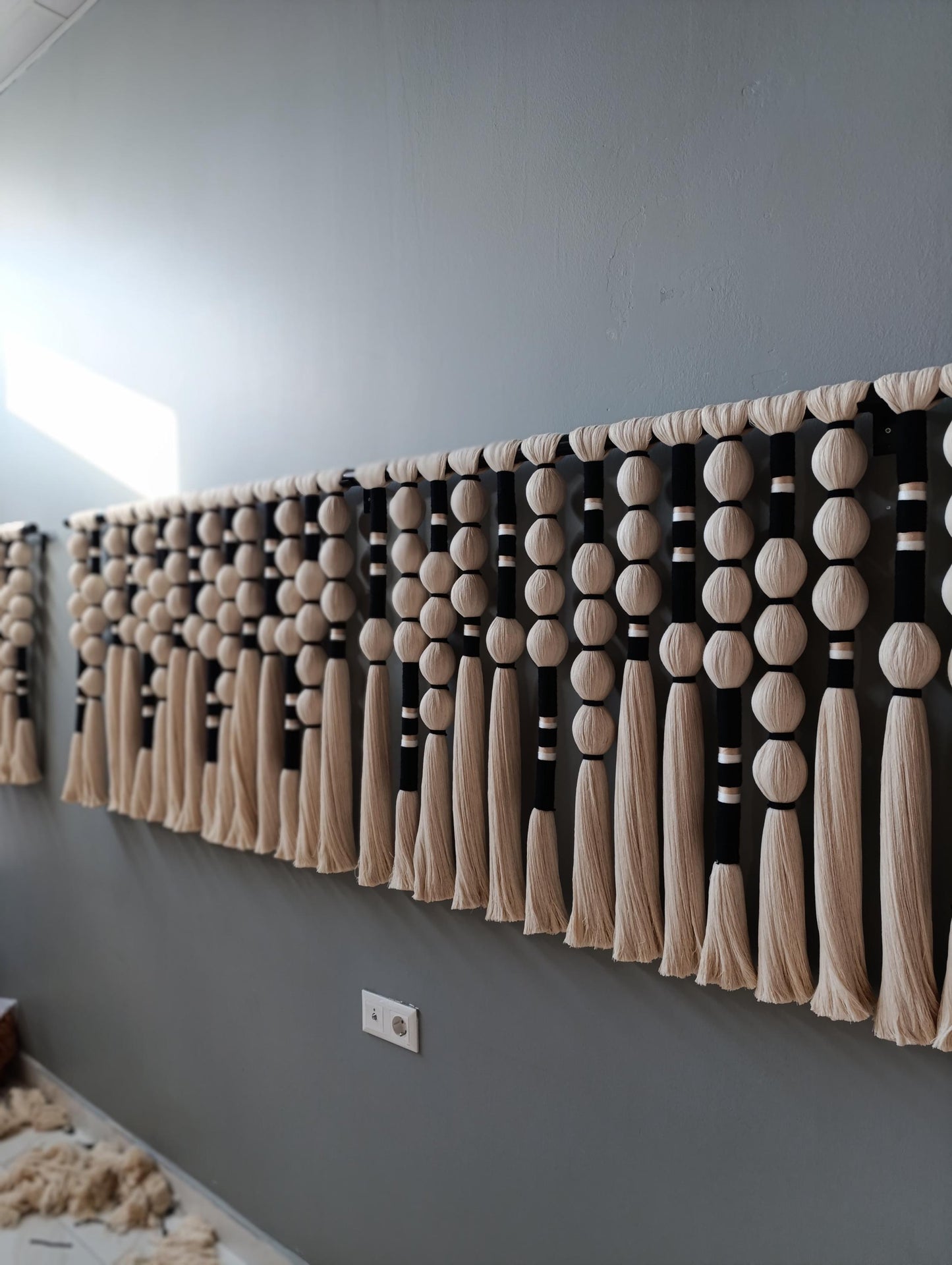 Boho Wall Hanging Decor,Large Woven Macrame Wall Decor, Handwoven Tapestry Wall Hanging, Handmade Fiber Art for Living Room or Bedroom,